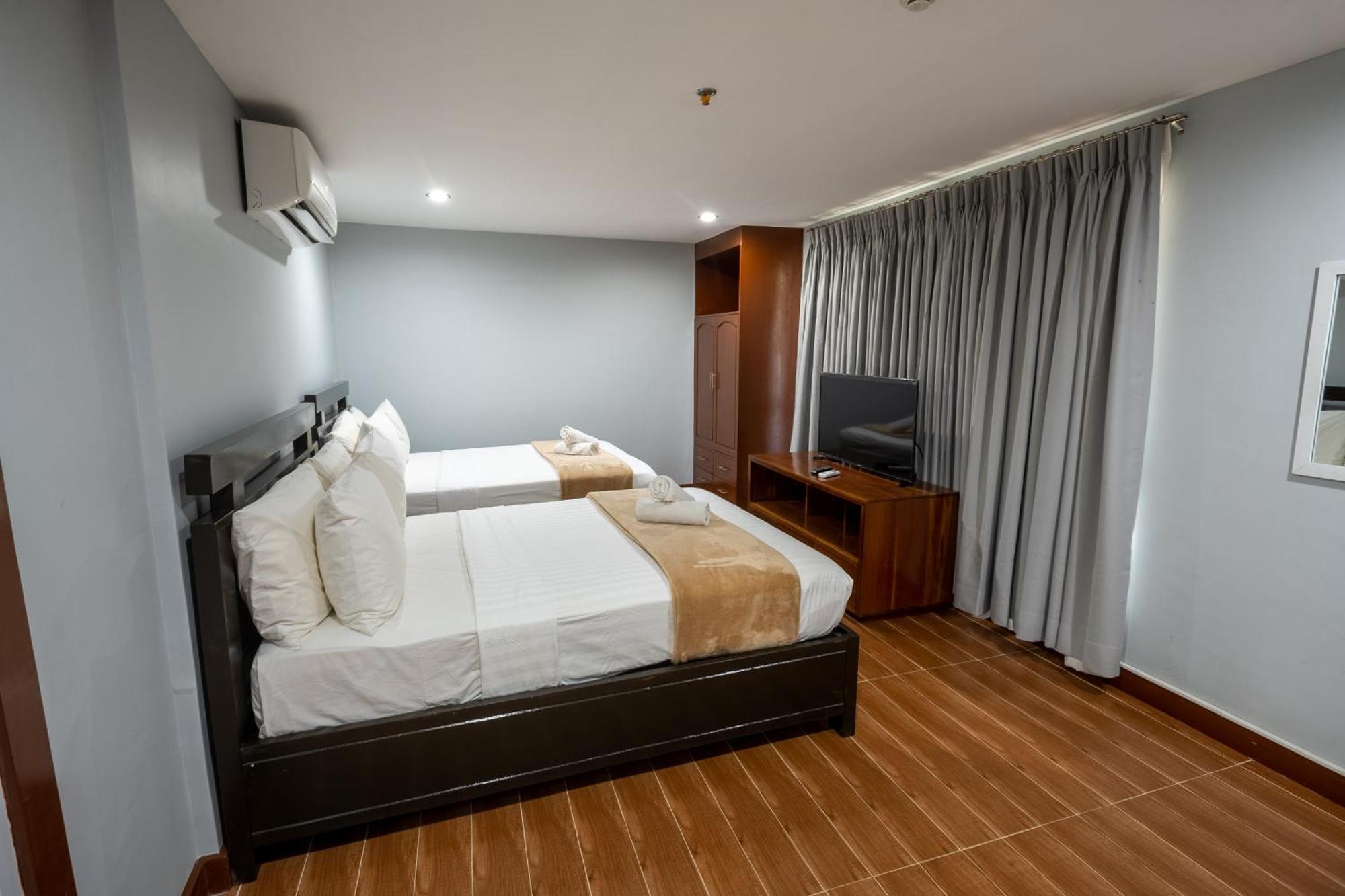 One Averee Bay Hotel Корон Экстерьер фото